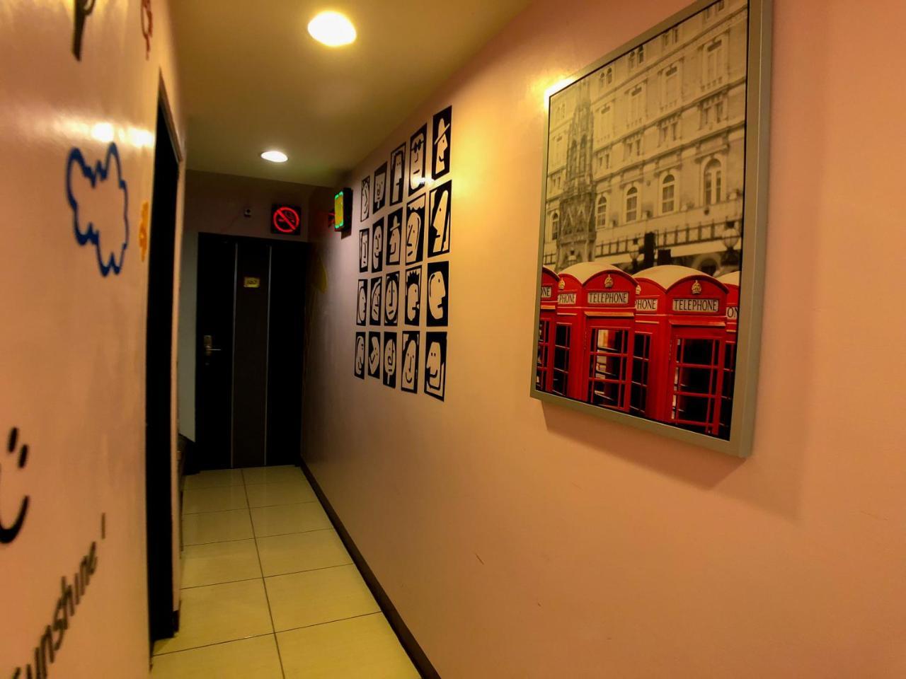 Fengchia Bichon B&B 台中市 エクステリア 写真