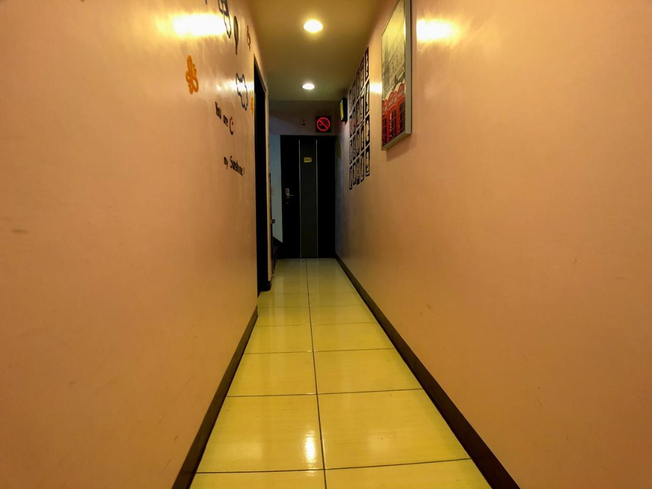 Fengchia Bichon B&B 台中市 エクステリア 写真